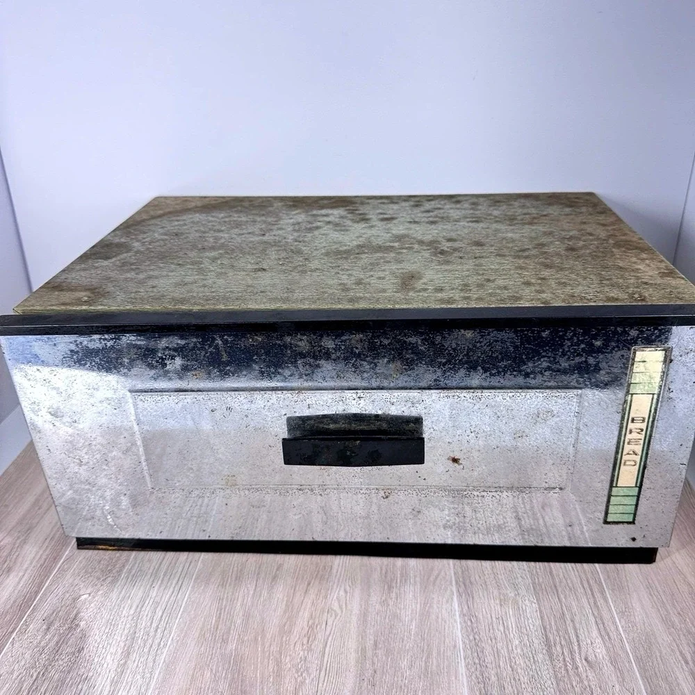 Vintage Kromex Metal Bread Box Made in USA Mid Century Kitchen Storage‎